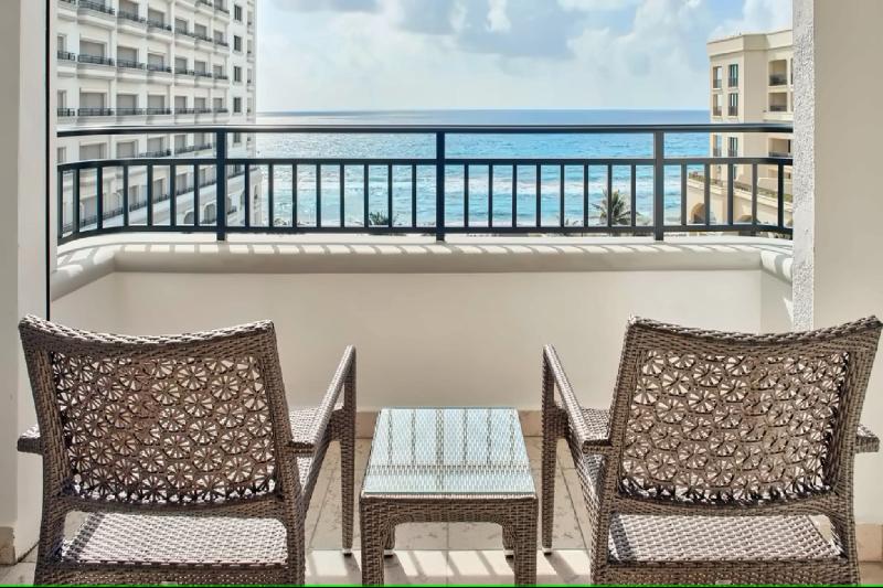 Deluxe Ocean View Room