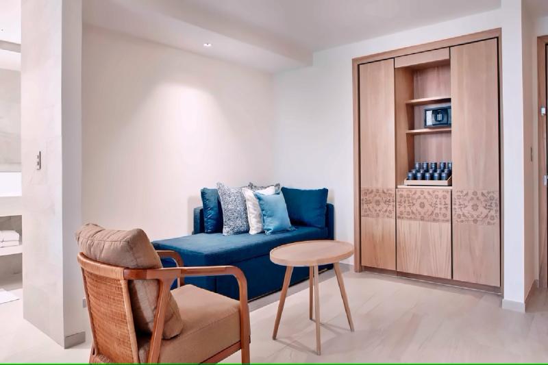 JW Luxury Junior Suite