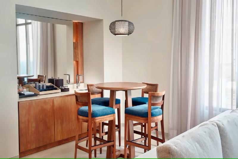 Club 91 Adults Only Suite 
