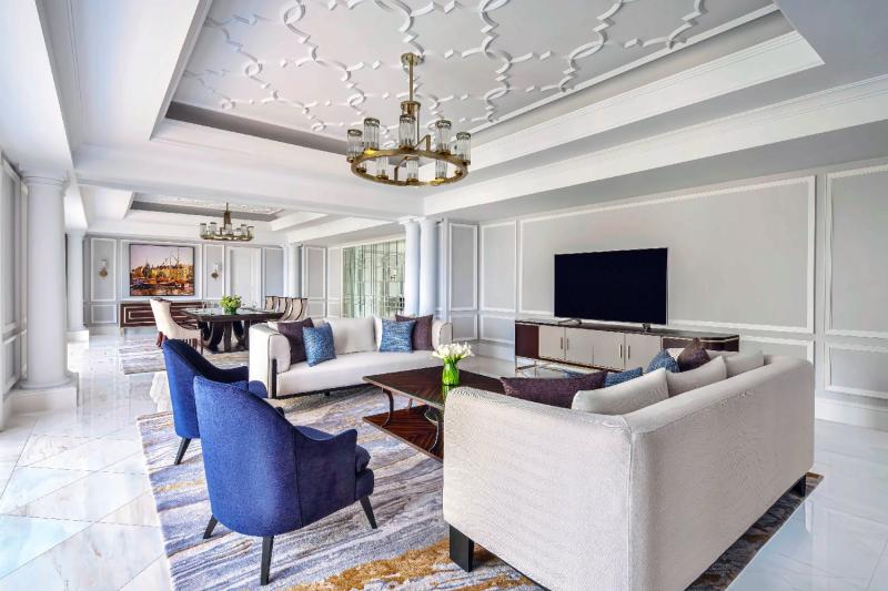 Presidential Club Suite