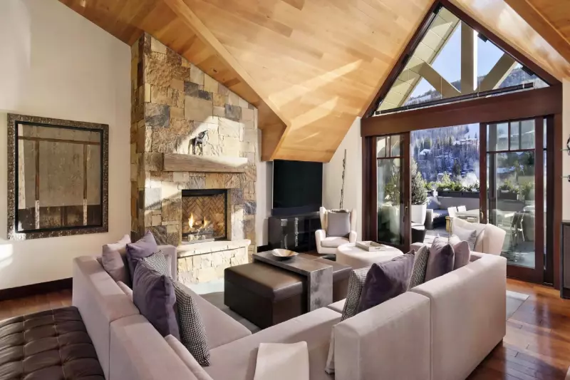 3 Bedroom Champagne Glade Residence