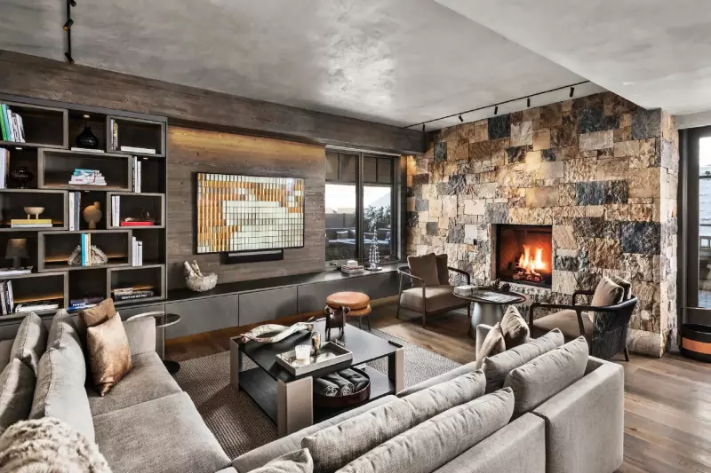 4 Bedroom Modern Sun Up Residence 