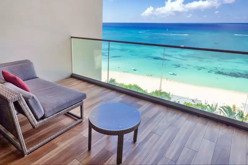 Premium Oceanfront Room
