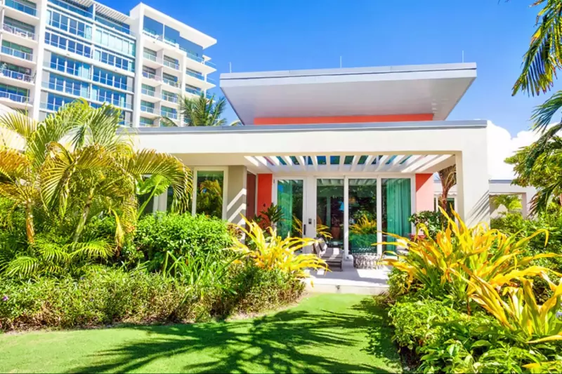 Garden View Bungalow Suite