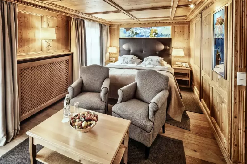 Double Room 