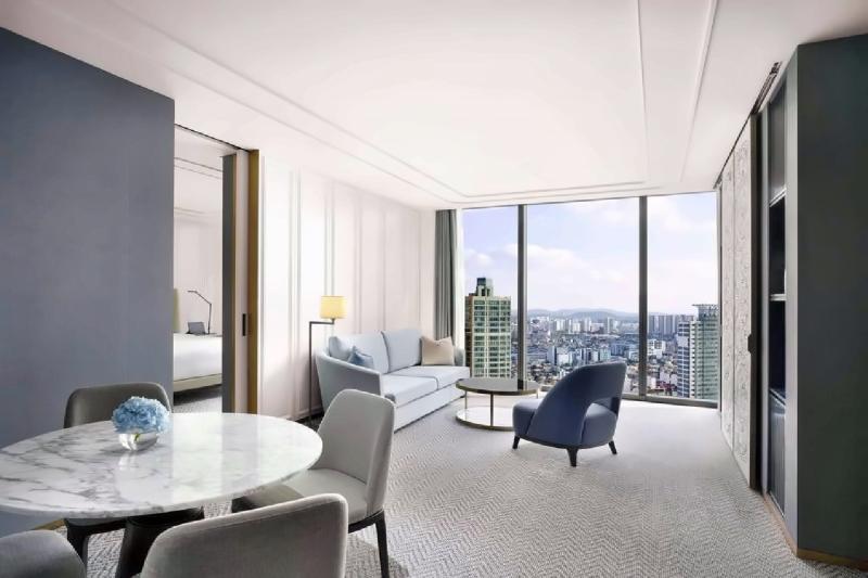 Prestige Club Suite