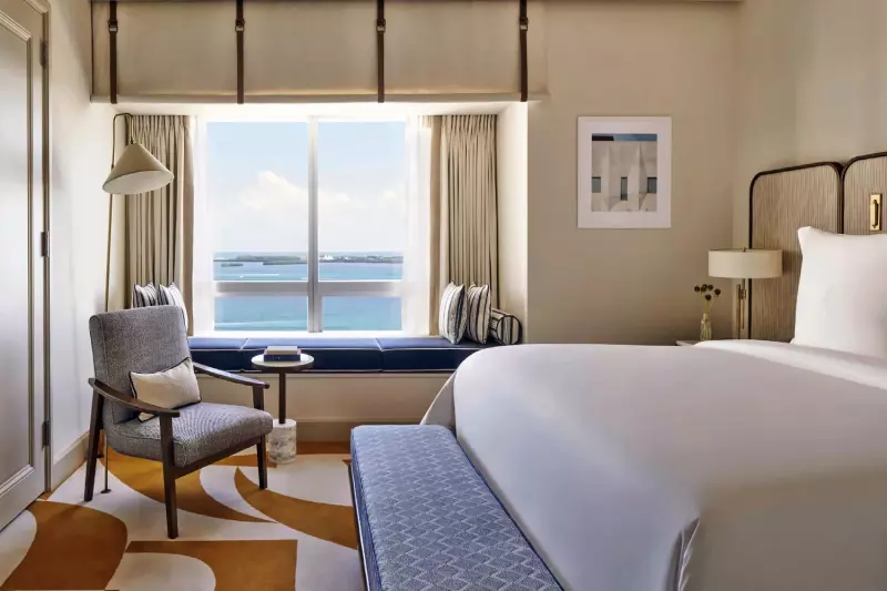 Bayfront Corner Suite 