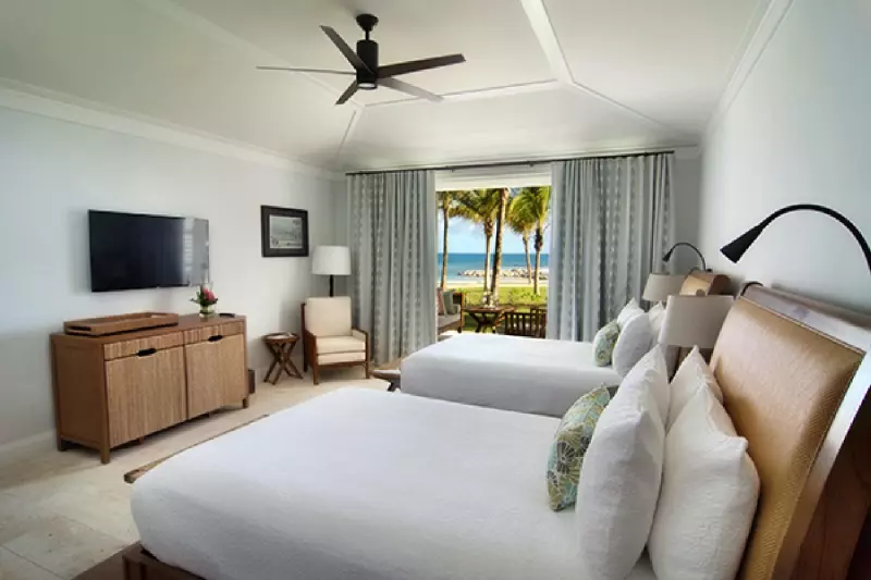 Eclipse Ocean Room