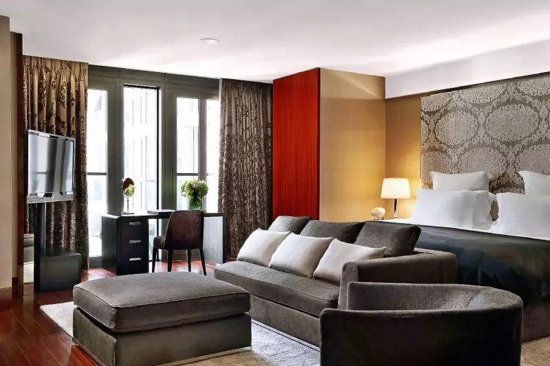 Premium Suite