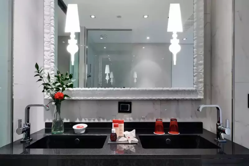 Premier Terrace Room