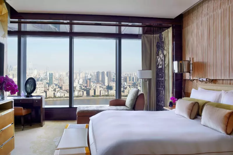 Club Bund View Room