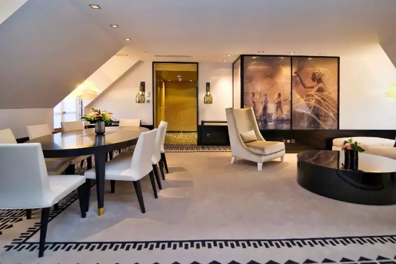 Couture Apartment