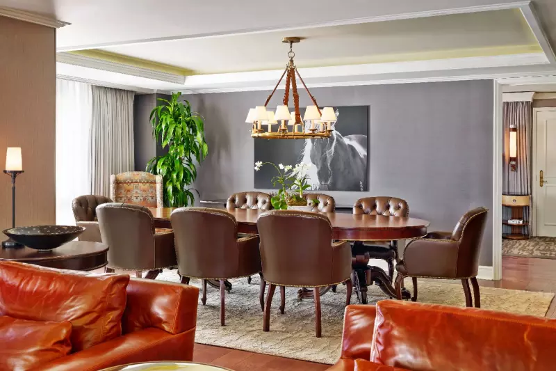 Silver Queen Suite