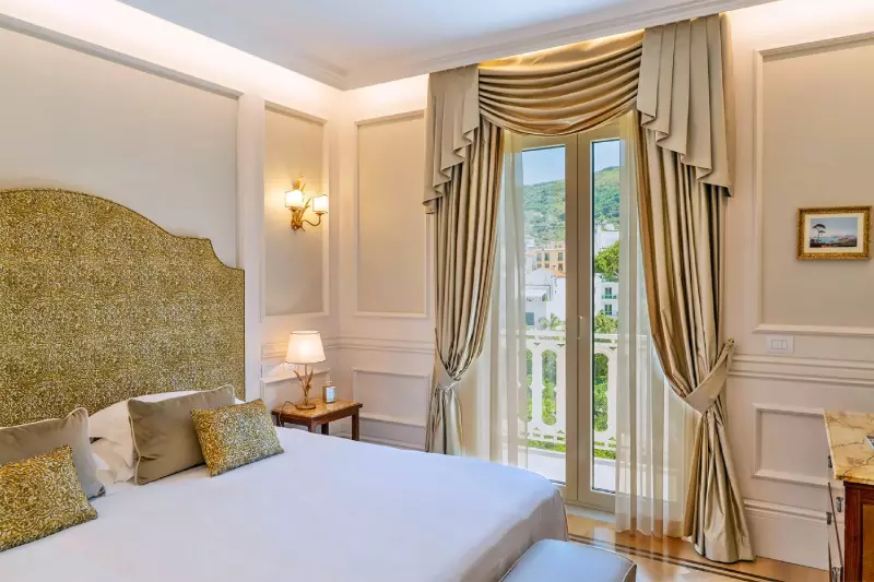 Junior Garden View Suite