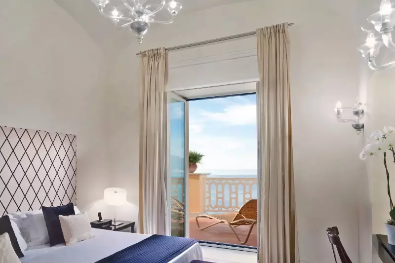 Superior Sea View Suite