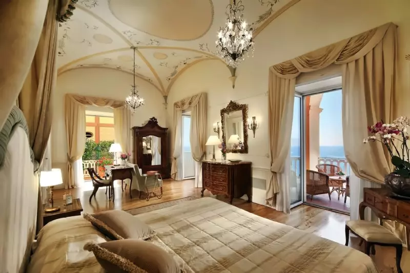Grand Deluxe Suite