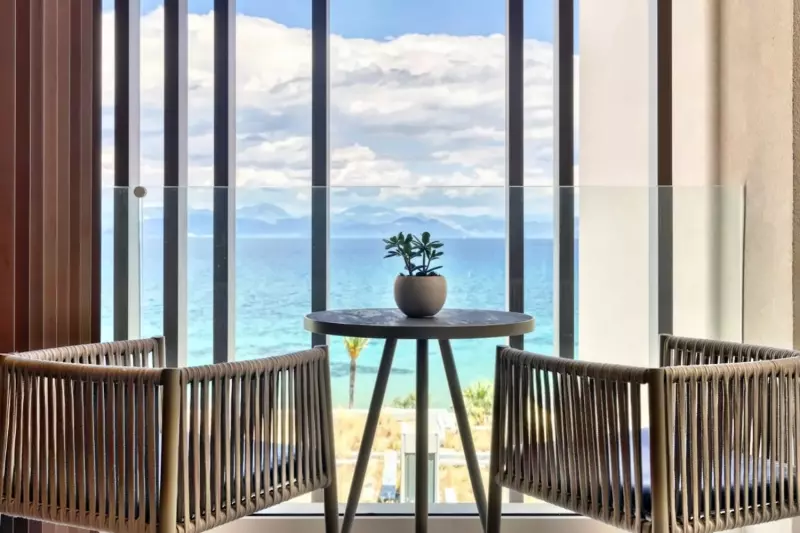 Opal Suite