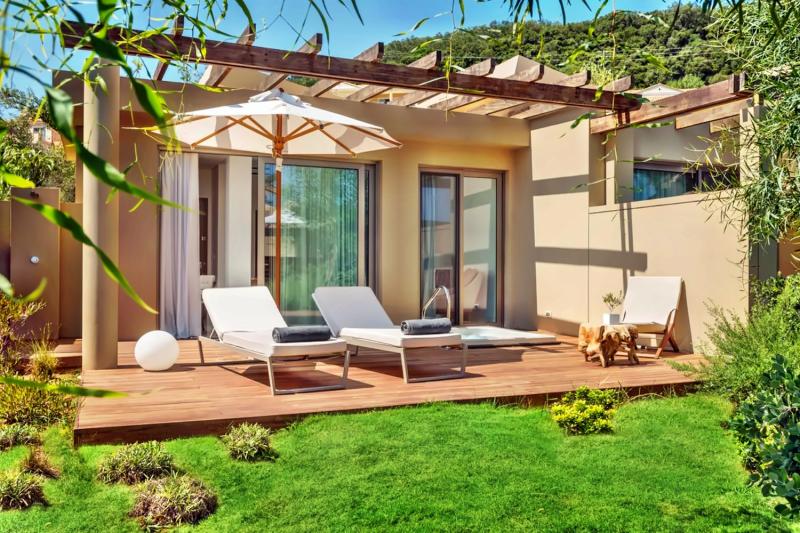 Pavilion Jacuzzi Sea View Retreat