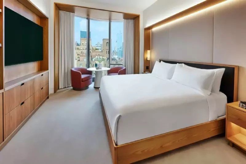 2 Bedroom Skyline Corner Studio Suite