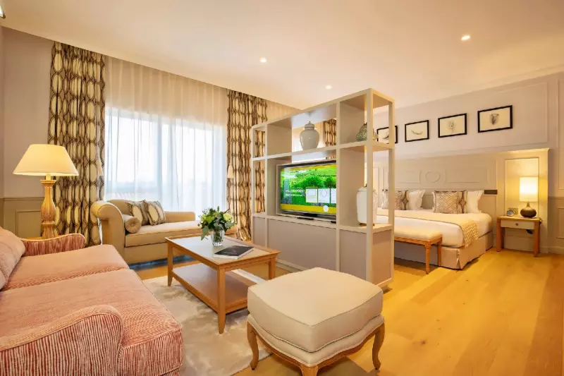 Jean Gabriel Monnet Presidential Suite