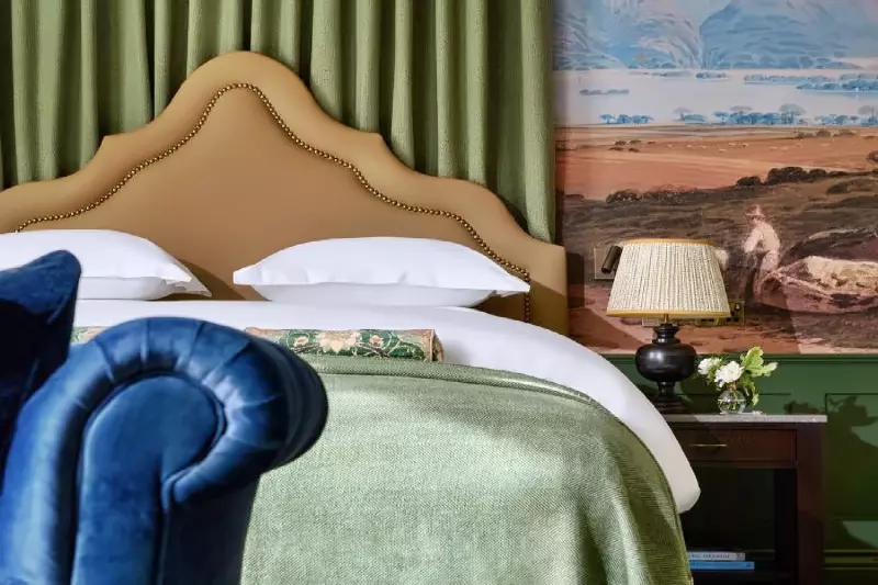 Signature Suite 