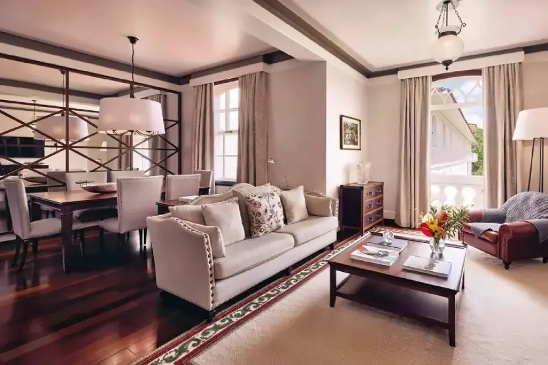 2 Bedroom Deluxe Suite 