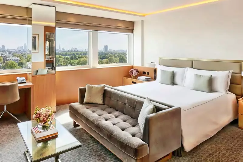 Executive Skyline View Room