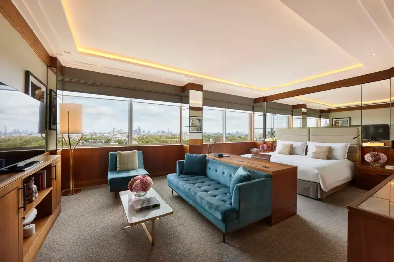 Studio Skyline & Park View Suite