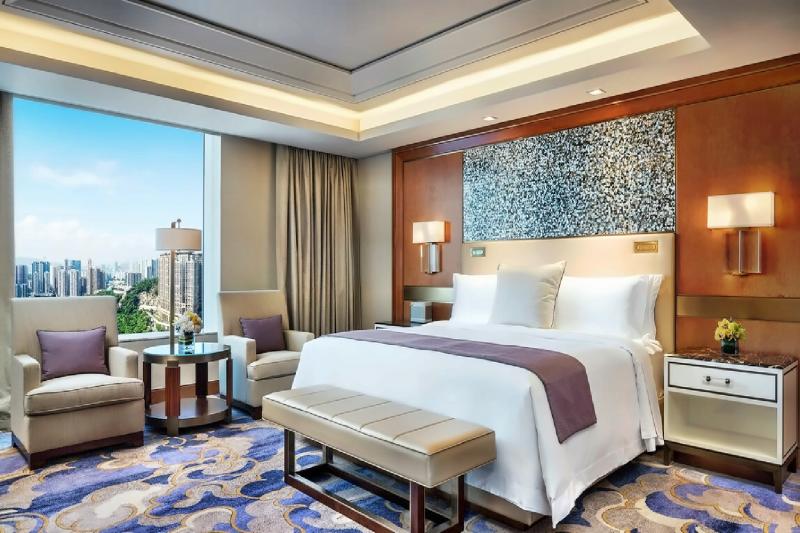 Empire Suite