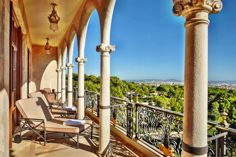 Royal Bay View Balcony Suite