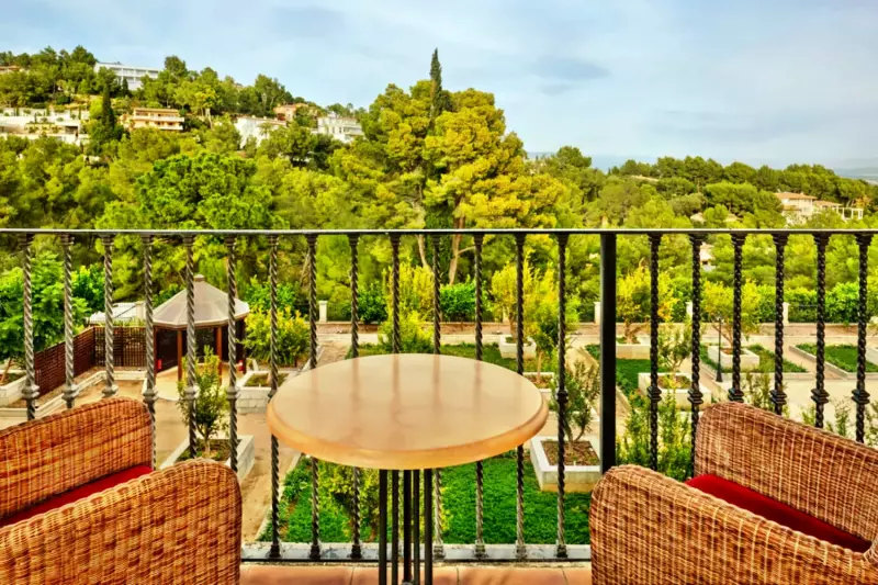 Classic Garden View Balcony Room