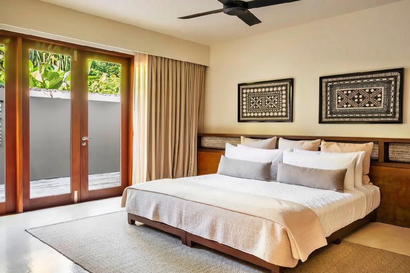 3 Bedroom Sunrise Family Villa