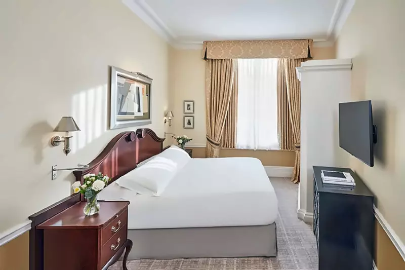 Courtyard Deluxe Room 