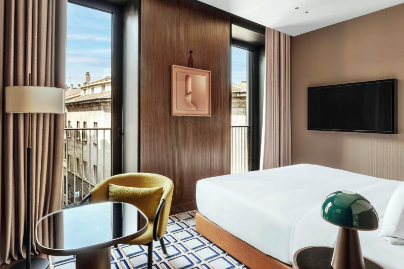 Prestige Room