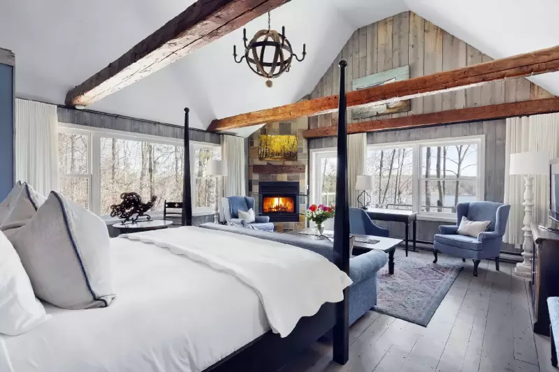 Birches Lake View Suite 