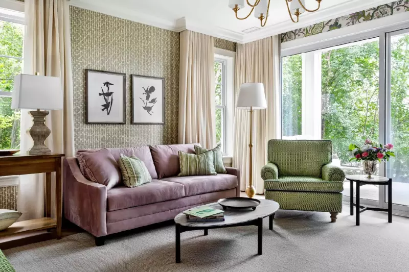 Lakeside Junior Suite
