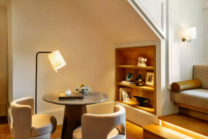 Premier Lake View Suite