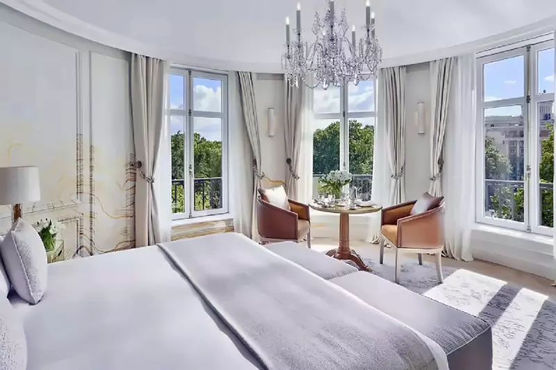 Presidential Suite