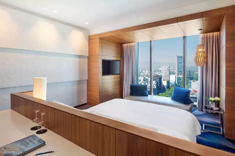 Luxury Skyline View Room
