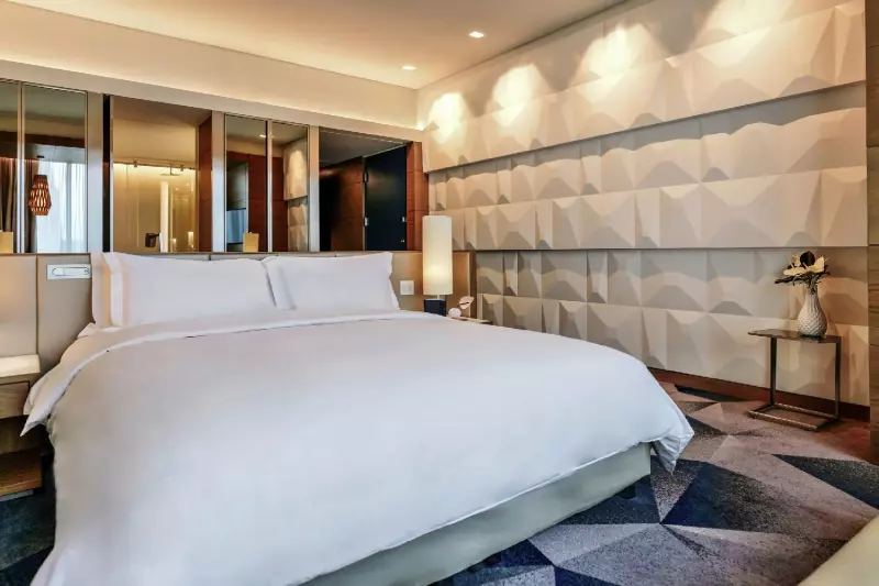 Superior City View Room