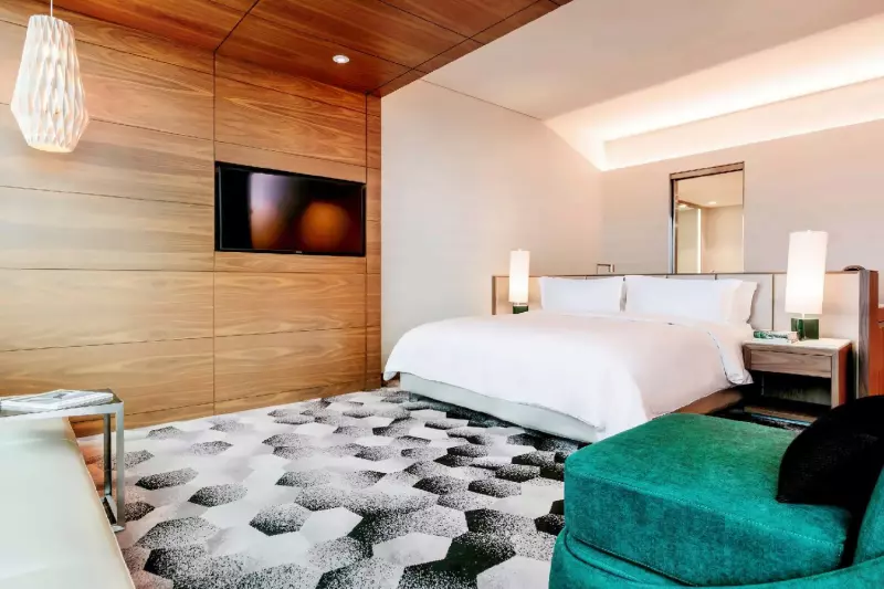 Junior Reforma View Club Suite