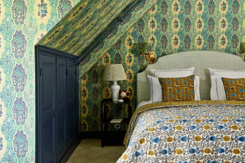 Abbey Deluxe Room