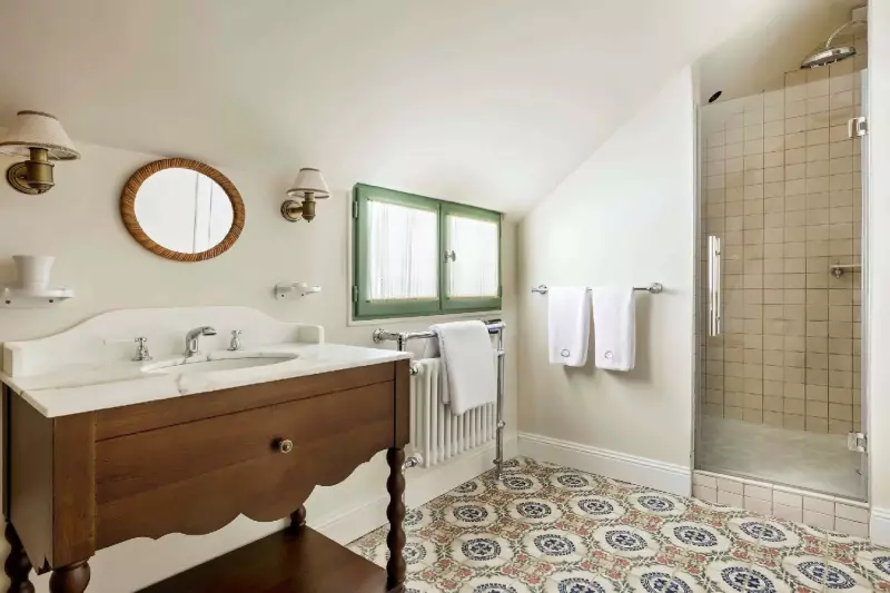 Cottage Room