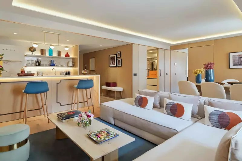 Signature Suite