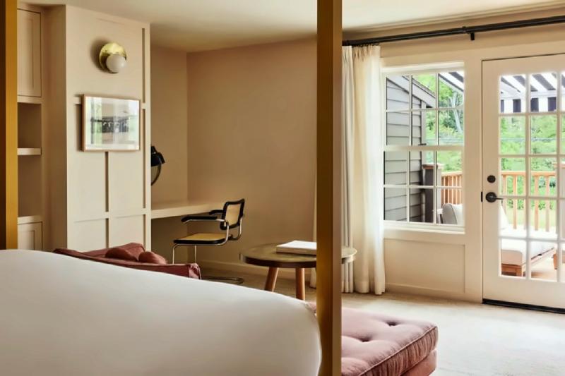 Benton House Guest Room 