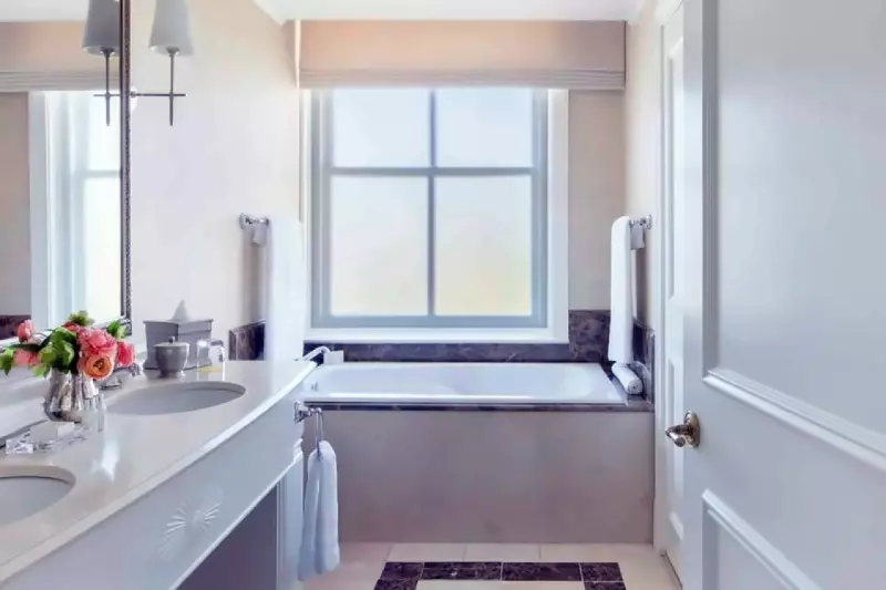 Grand Capitol View Room