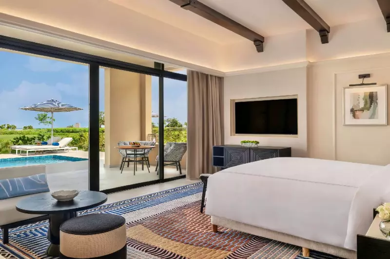 2 Bedroom Beachfront Pool Suite