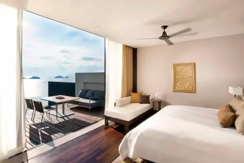 2 Bedroom Panoramic Ocean View Pool Villa