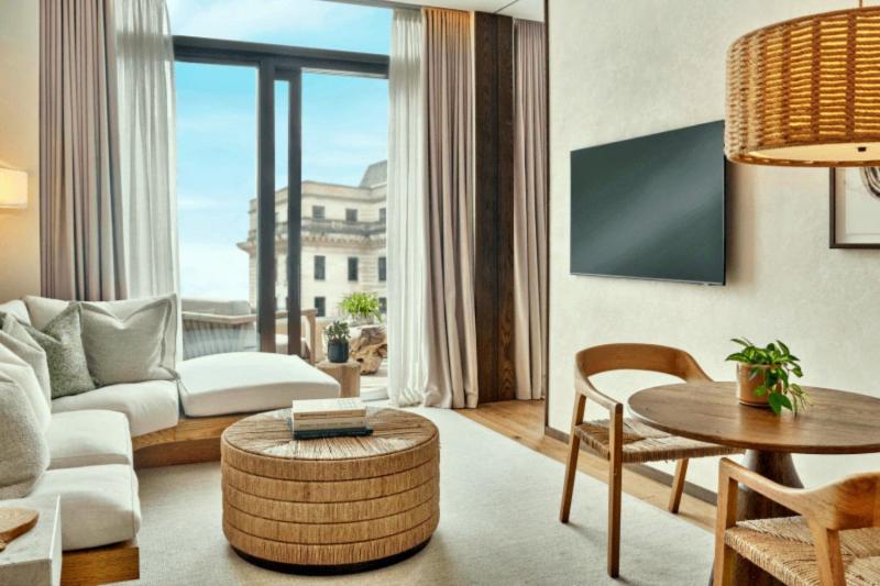 Skyline Terrace Suite