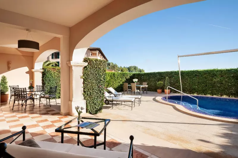 St. Regis Garden View Pool Residence